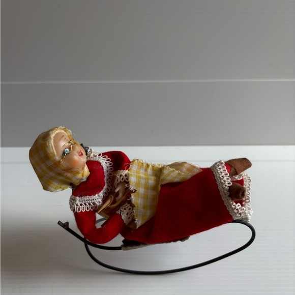 Rare Made in Japan Grandmother Knitting Doll 1950s - Picture 3 of 4